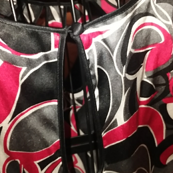 🧚♀️3/$15 Arden B silk blouse - Picture 3 of 4